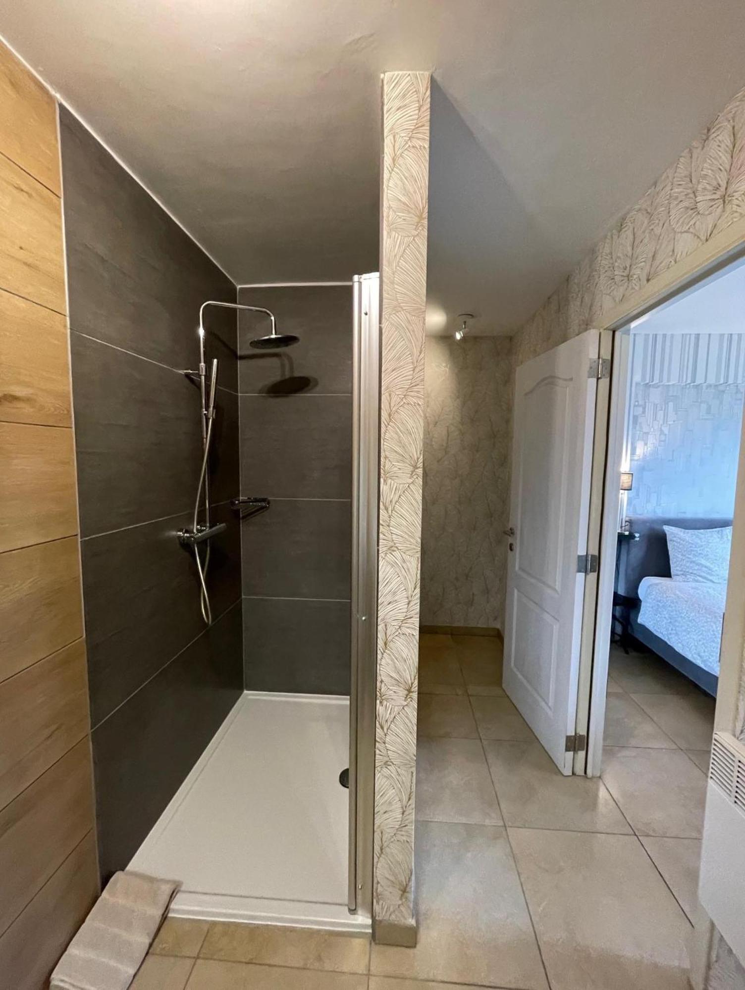B&B Le Bouchat-Oreille Spontin Εξωτερικό φωτογραφία